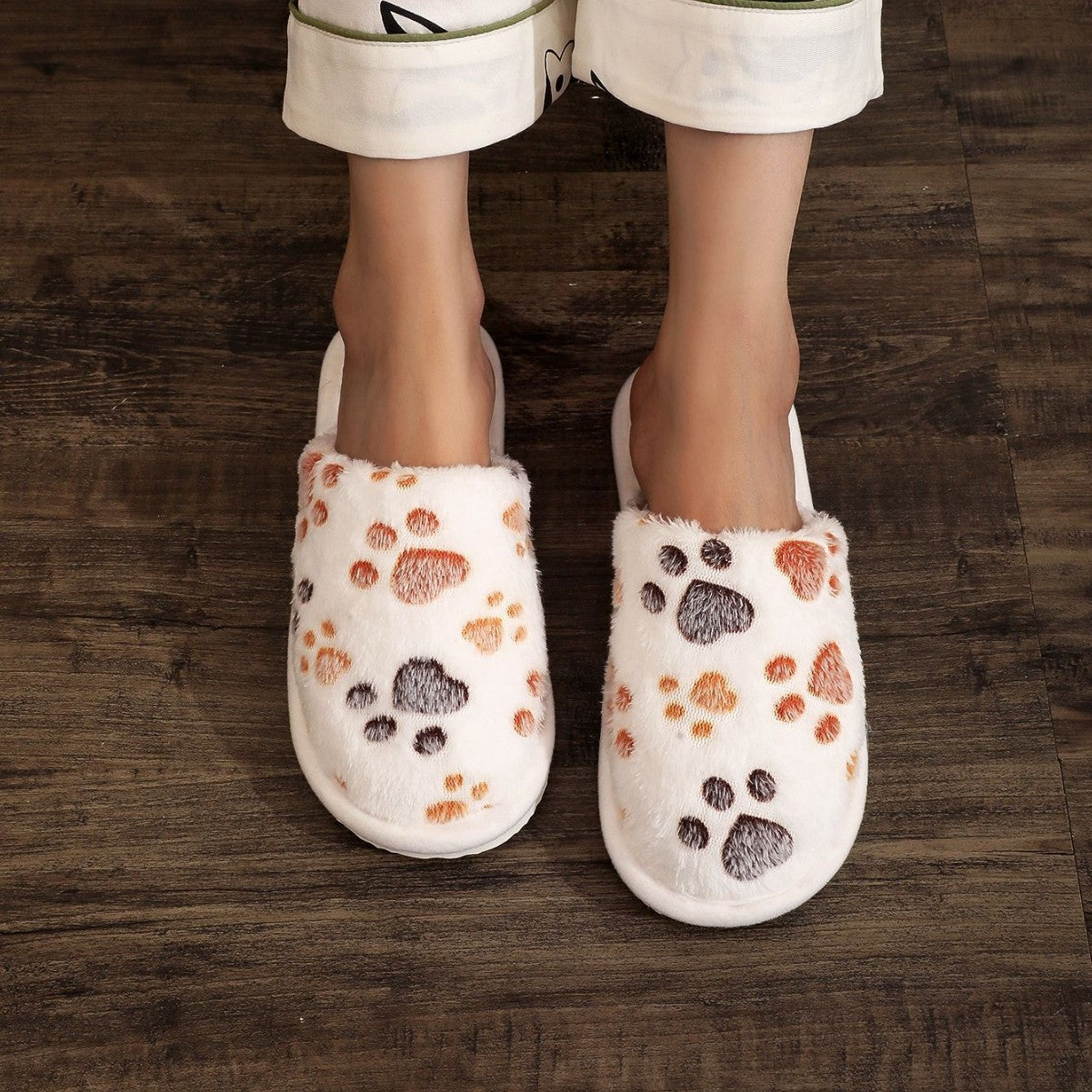 Women's Cartoon Print Versatile Velvet Cotton Slippers