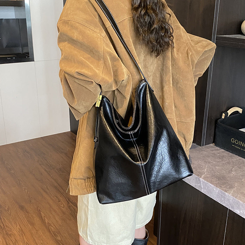 Large-capacity Textured Soft Leather Bag In A Korean-style Single-shoulder Design