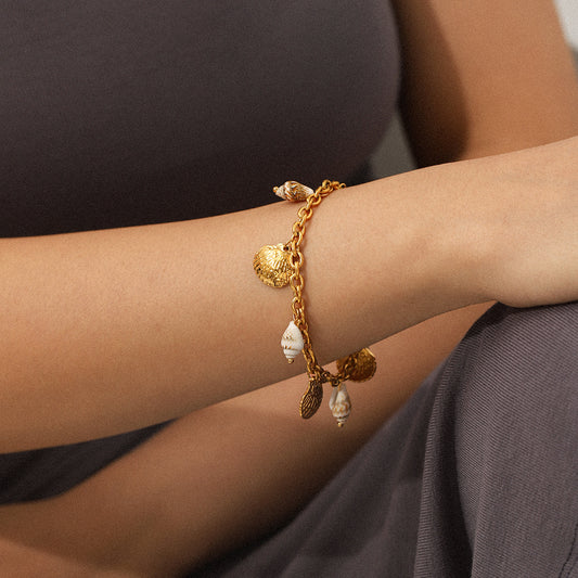 Ocean-style Stainless Steel Bracelet With Shell And Conch Designs