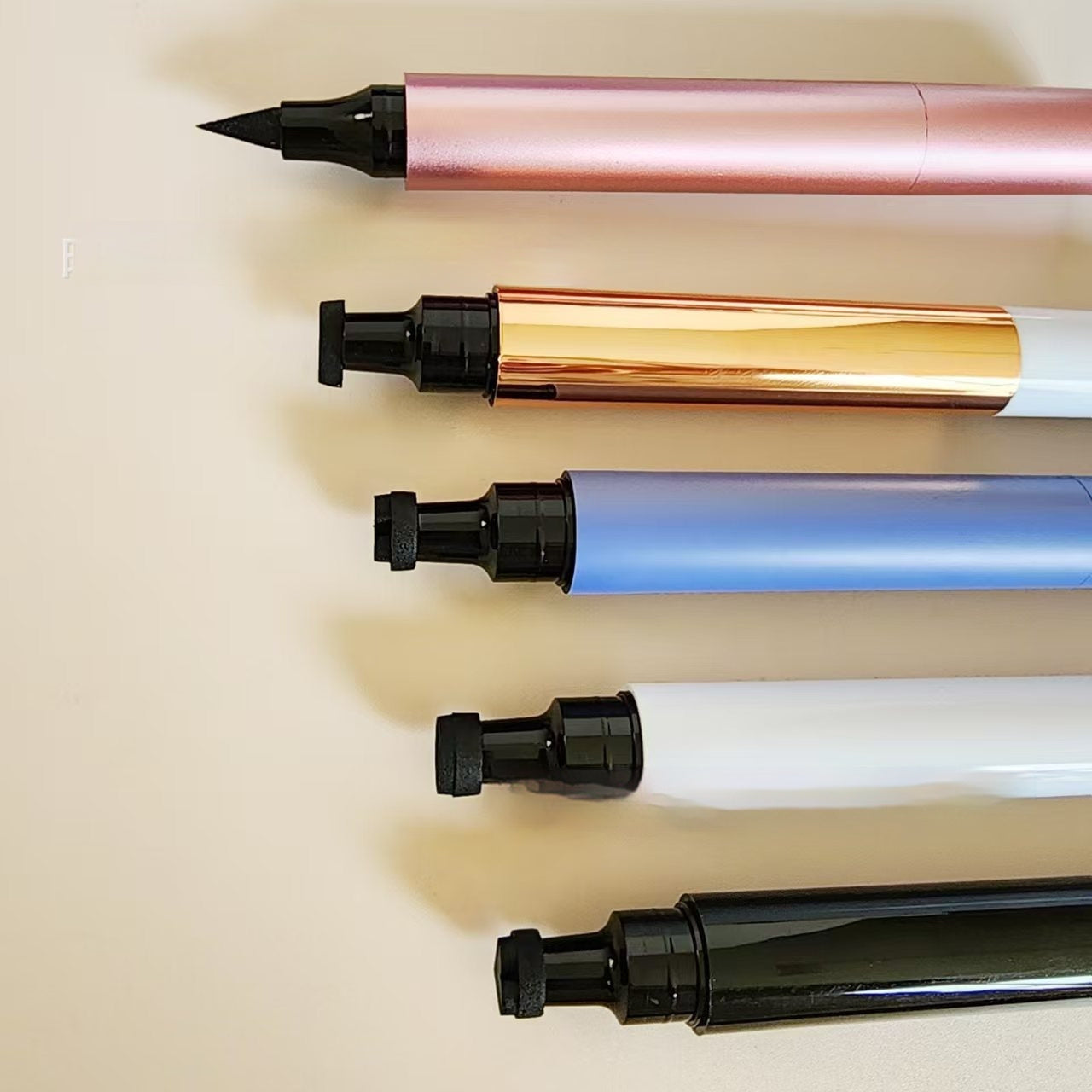 Neutral Logo-free Seal Liquid Eyeliner Face Stars Heart Picture