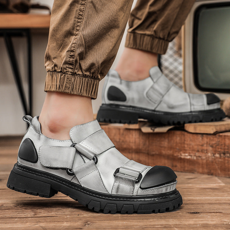 Work Boots Made From Full-grain Cowhide With A Round Toe And Low-cut Design